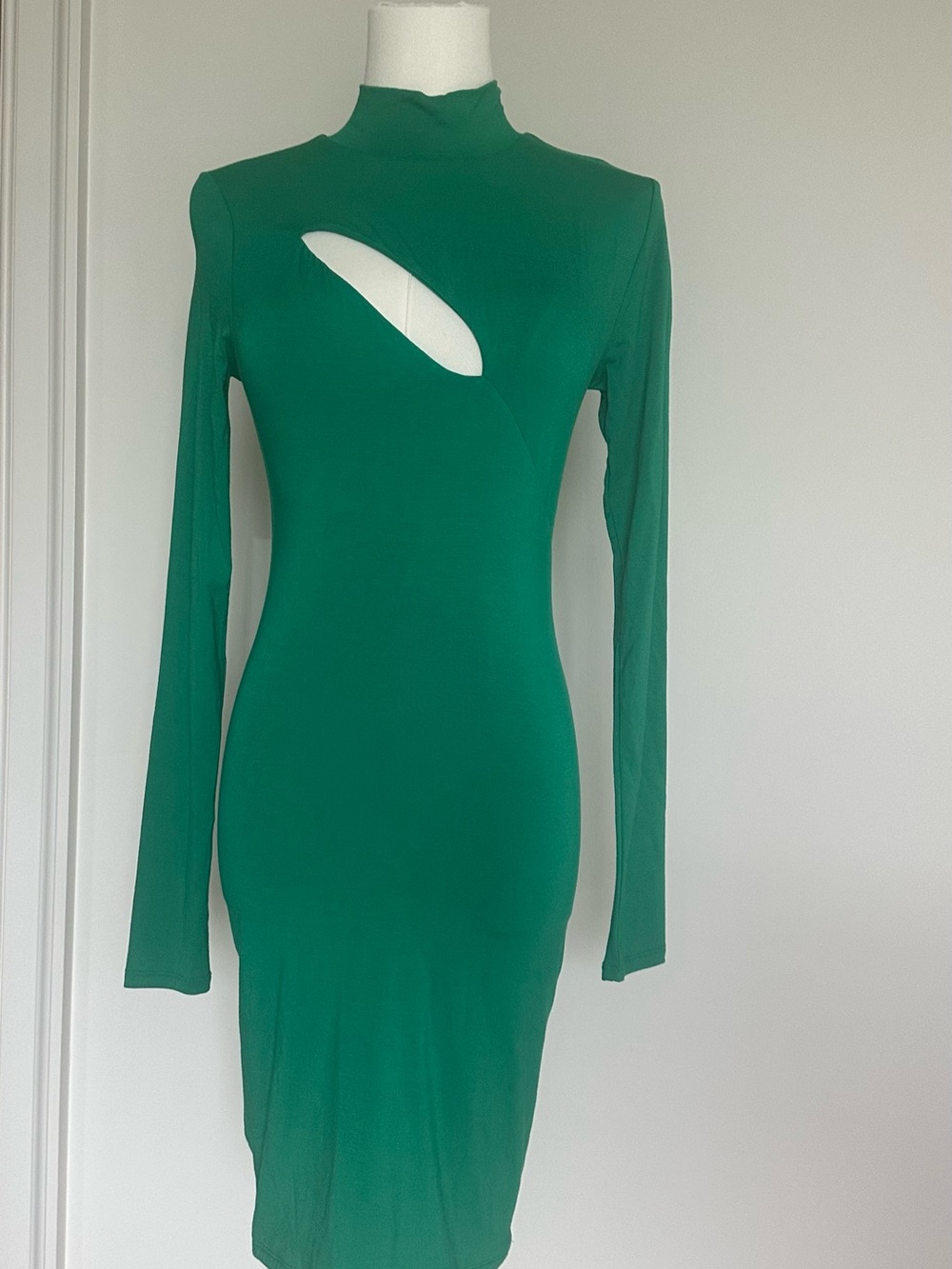 Naked Wardrobe Green Cutout Long-Sleeve Mock neck Bodycon Dress M